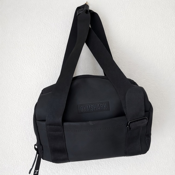 Gymshark Handbags - Gymshark Everyday Mini Holdall Black Gym Bag